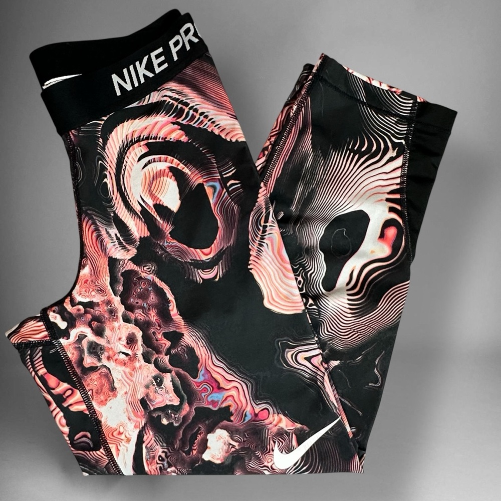 Nike Pro Capri Leggings Small Pink Black Swirl Pattern